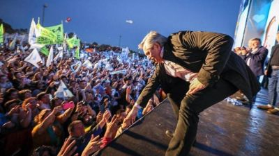 El peronismo buscar� fortaleza con un masivo acto el D�a de la Lealtad