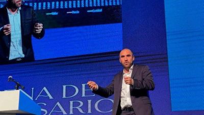 Empez� a soplar �viento de frente� y le pega a la estrategia del Gobierno de llegar con un d�lar controlado a las elecciones