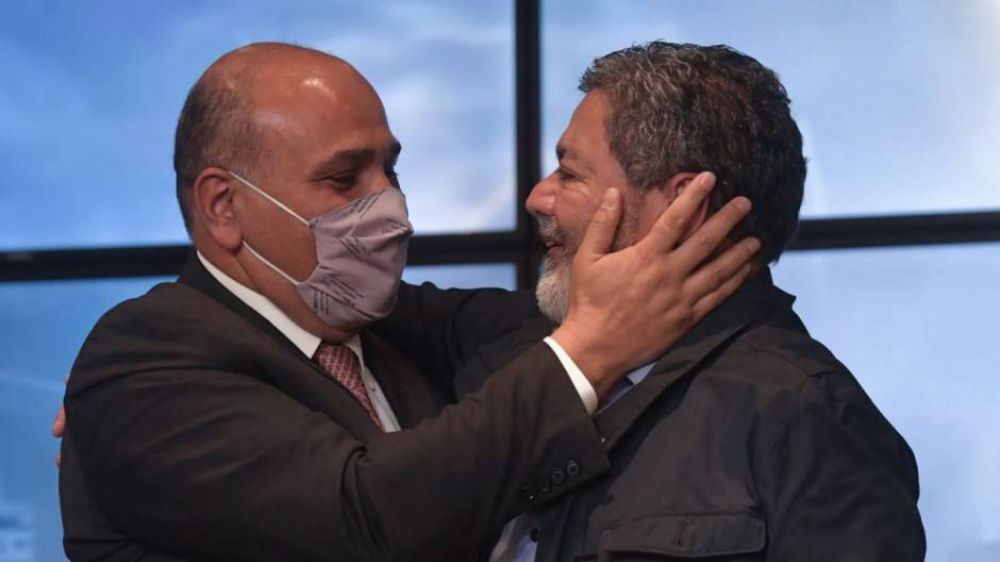 Manzur se pone al frente del 17 de octubre para levantar a Alberto