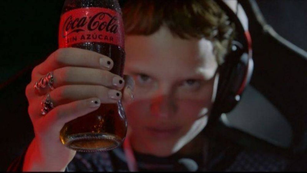 Coca Cola estrena nuevo claim y filosofa de marca (la magia de la humanidad como el nuevo enfoque)