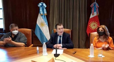 #Santiagazo Zamora anunci� un bono de 90 mil pesos y aumento salarial del 57% para los empleados p�blicos santiague�os