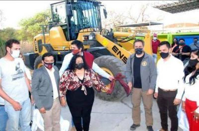 Residuos s�lidos: entregaron maquinaria al Consorcio Valle de Siancas