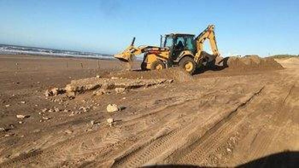 Acuerdo p�blico-privado en Necochea para limpiar las playas antes del verano