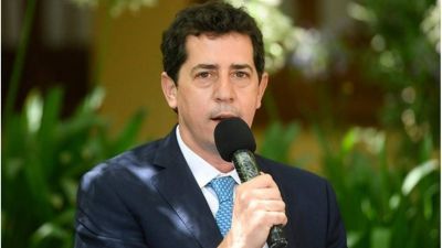 El oficialismo busca cerrar un gran acuerdo con la oposici�n, los empresarios y los trabajadores