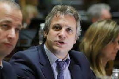 Felipe Miguel volver� a la Legislatura