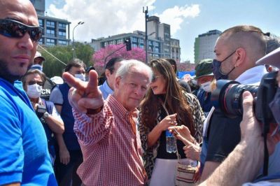 Andr�s Rodr�guez: �La marcha fue magn�fica. La recuperaci�n del empleo es prioridad�