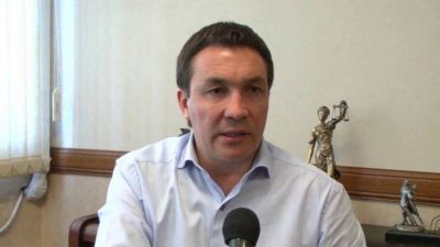Watson asegur� que en las elecciones habr� dos modelos de pa�s en pugna