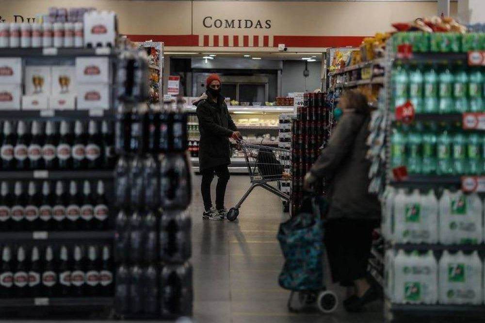 Los supermercados apuntan a sus proveedores por el cumplimiento del congelamiento de precios