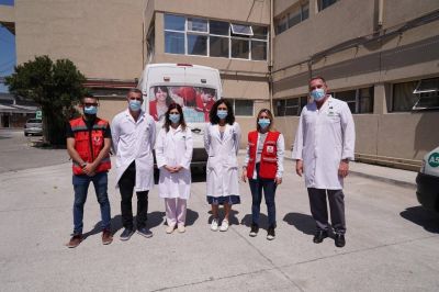 Cruz Roja Argentina y Coca Cola Argentina entregaron insumos al equipo médico del Hospital Municipal Santamarina