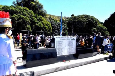 Inauguraron un memorial en honor a los tripulantes del Ara San Juan