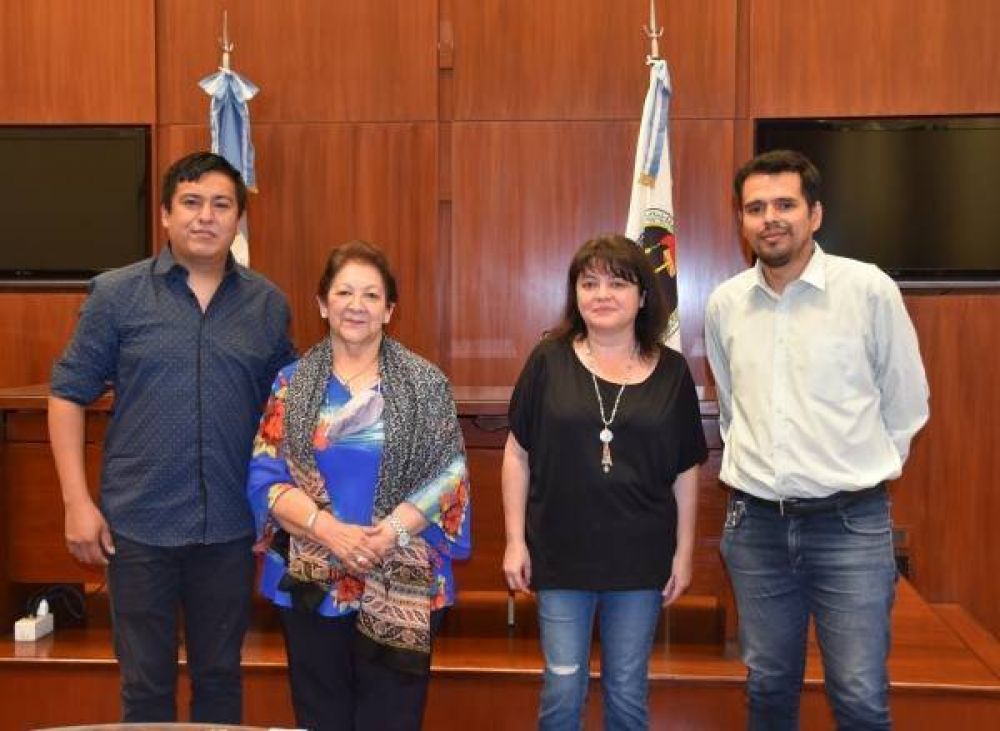 Continan los aportes para ley de lenguaje de seas en Jujuy