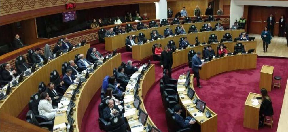 La oposicin pide citar a Gamboa a la Legislatura para conocer su plan de accin