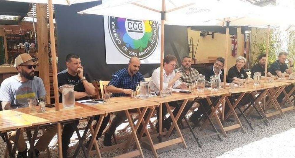 Convenio para eximir aportes sindicales entre UTHGRA y la Cmara de Gastronmicos de San Martn