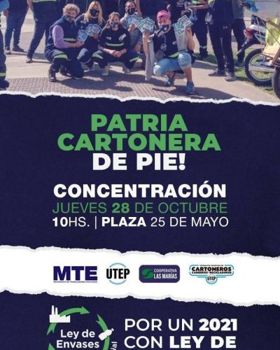 Concentración cartonera en la Plaza 25 de Mayo