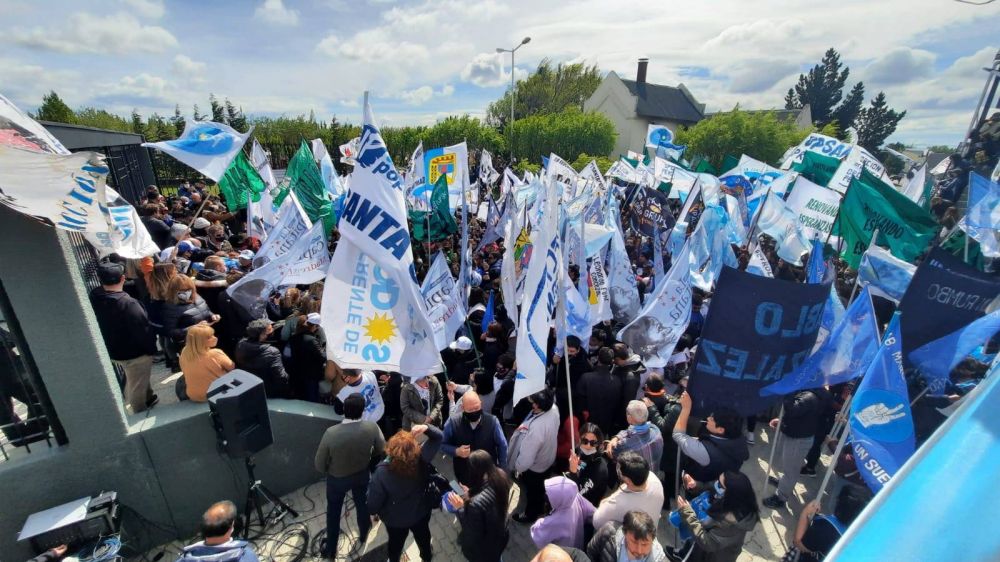 Enorme movilizacin del Frente de Todos recordando a Nstor Kirchner