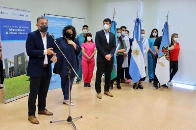 Esteban Echeverría: Fernando Gray y Carla Vizzotti entregaron certificado de calidad al Hospital del Bicentenario
