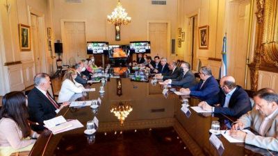 �Ahora 30″ para gobernadores: la Casa Rosada habilit� una l�nea de pr�stamos a las provincias a dos semanas de las elecciones