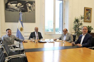 Juan Manzur recibi� a Mussi y a Pereyra
