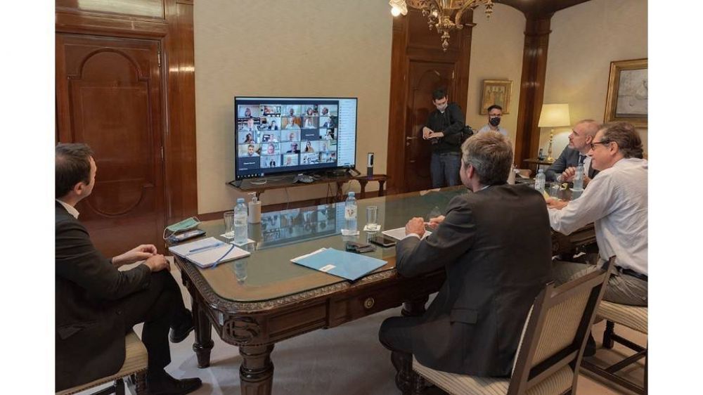 Pese a dudas de bancos, BCRA y CNV avanzan para captar d�lares del turismo