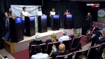 Los candidatos a Concejales debatieron en la Facultad de Ingeniería