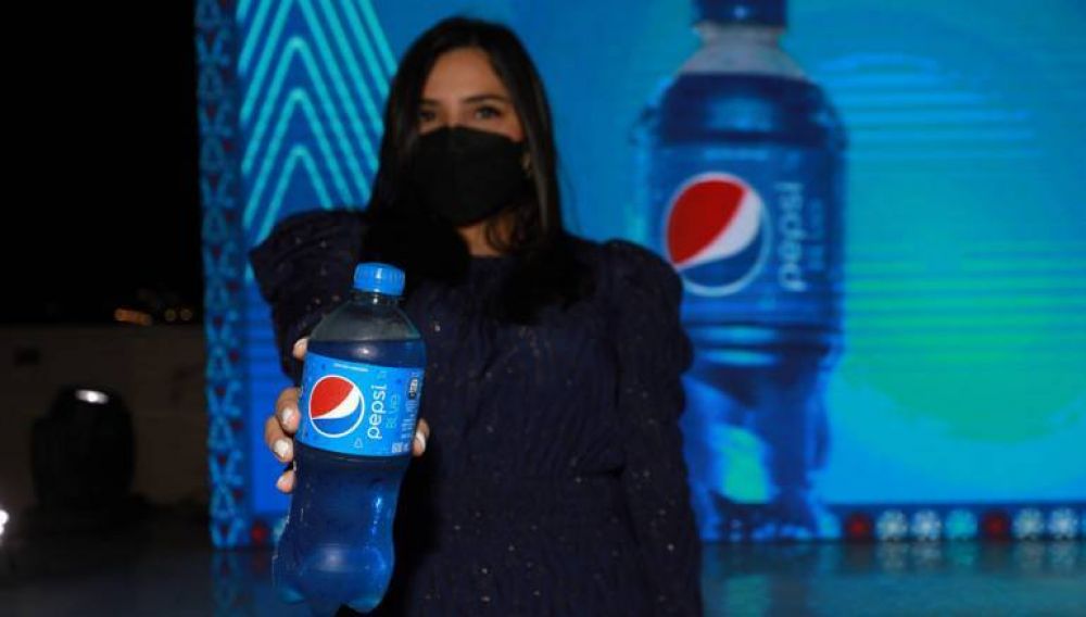 Pepsi Blue llega a El Salvador, para festejar la navidad a lo azul, azul