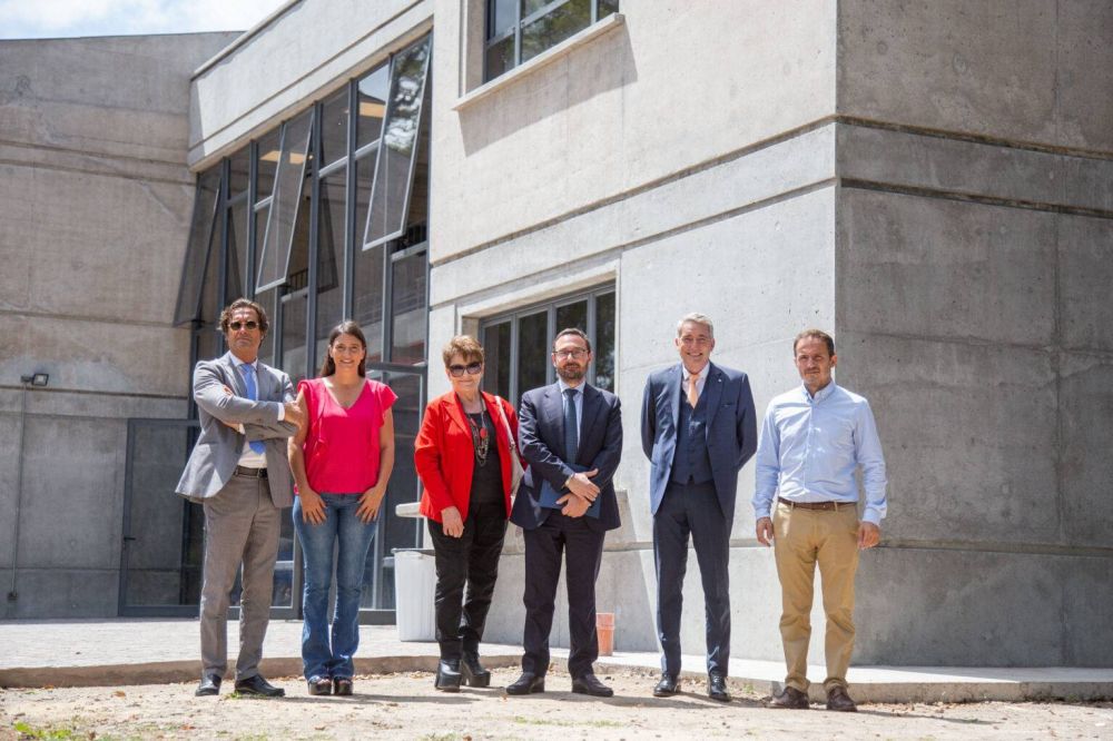 Campana: El Intendente y Elisa Abella acompaaron una propuesta educativa del Colegio Dante Alighieri