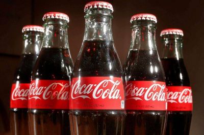 Demoras en las entregas: Coca Cola responsabiliz� a Camioneros C�rdoba y transportistas