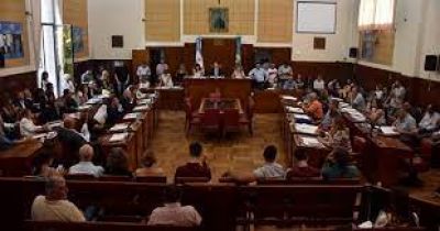 Gral Pueyrredon: El oficialismo ratific� sus alianzas y Montenegro podr� presentar el Presupuesto despu�s de las elecciones