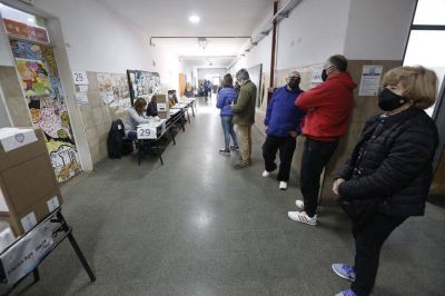 Elecciones 2021: los analistas prev�n una mayor participaci�n electoral y el oficialismo se ilusiona con un n�mero clave