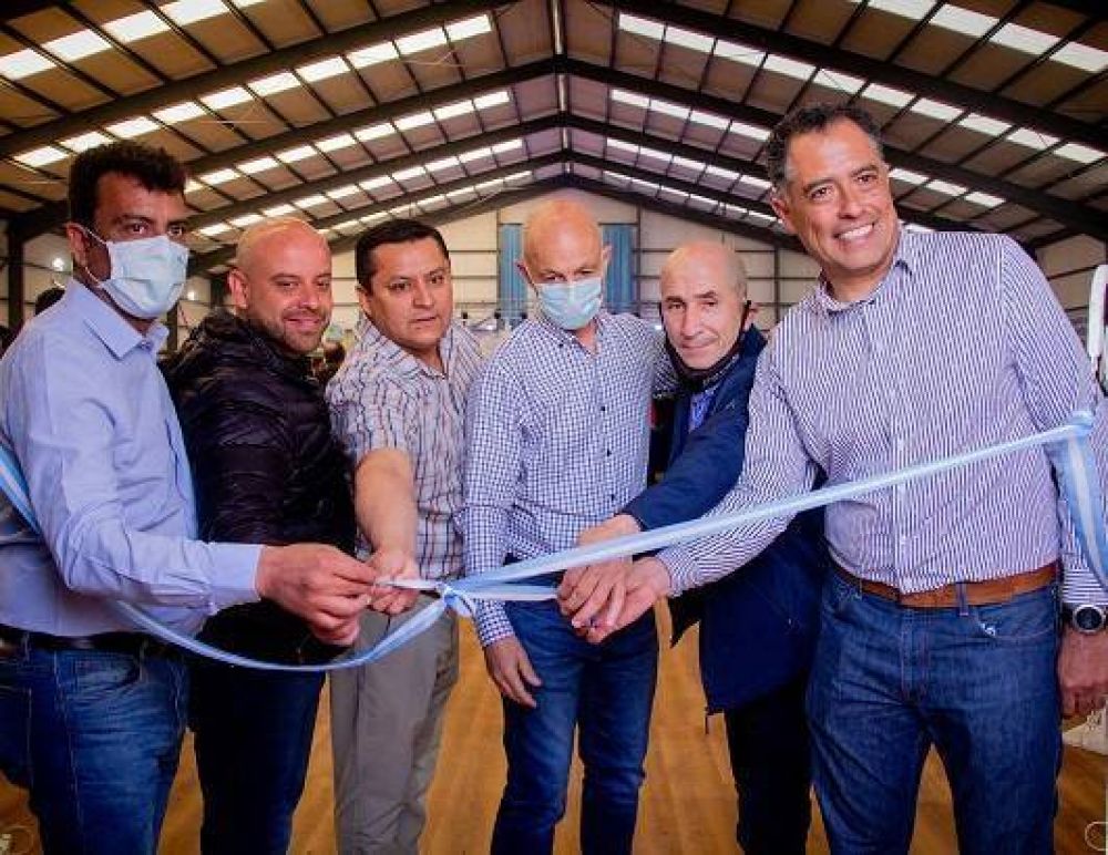En un caluroso marco popular, Petroleros Jerrquicos inaugur su Complejo Deportivo en Las Heras