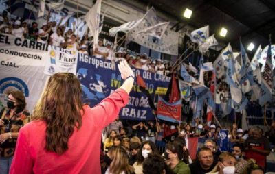 Mariel Fernández cerró la campaña del FDT en Moreno