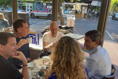Antes de la veda, Santilli desayunó con Larreta y Quirós en San Fernando