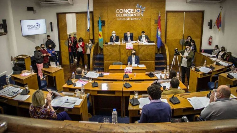 Lomas de Zamora: el oficialismo rechazó pedido de informes sobre reparto de regalos con fines proselitistas