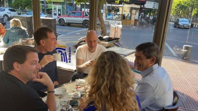 Antes de la veda, Santilli desayunó con Larreta y Quirós en San Fernando