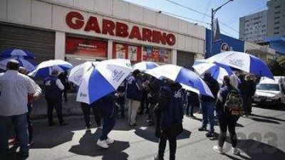 Garbarino comenzó a despedir empleados en Mar del Plata