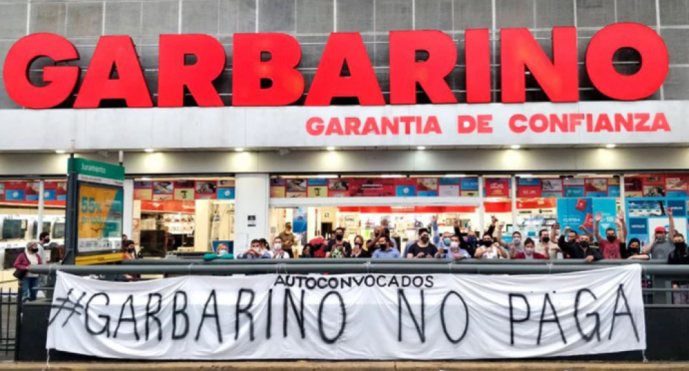 Dictan la conciliacin obligatoria en la crisis de Garbarino: la empresa ya envi 1.800 telegramas de despido