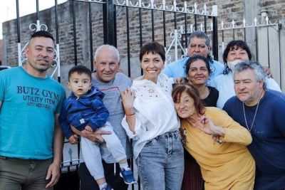 Mayra en el barrio la Unión Vecinal: «Para nosotros no hay vecinos invisibles no barrios olvidados»