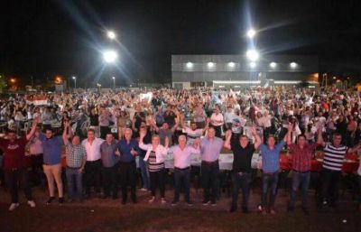 Más de 2000 militantes participaron del encuentro provincial convocado por la UCR