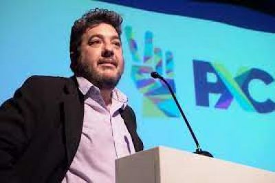 Para Teszkiewicz, la polic�a �no est� construida para cuidar la seguridad de los porte�os�