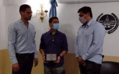 Emoci�n en el Concejo de Jos� C. Paz: Recordaron a la edil fallecida Gina Chavero y en su lugar asumi� Mat�as Ferreiros