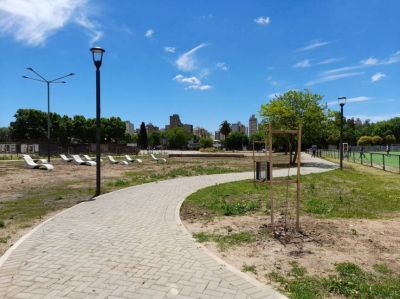 Lan�s: Finaliz� la primera etapa de ampliaci�n del Vel�dromo Municipal