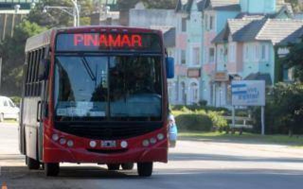 Polémica en Pinamar: La empresa a cargo del transporte público quiere aumentar el boleto de colectivo ¡un 258%!