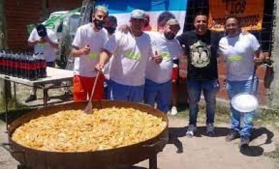 �Olla solidaria� de camioneros y recolectores en Gregorio de Laferrere