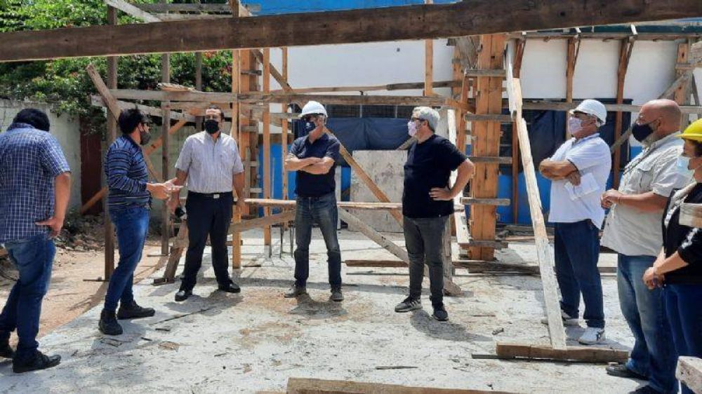 Escobar continúa con las obras del plan de infraestructura escolar en establecimientos educativos del distrito