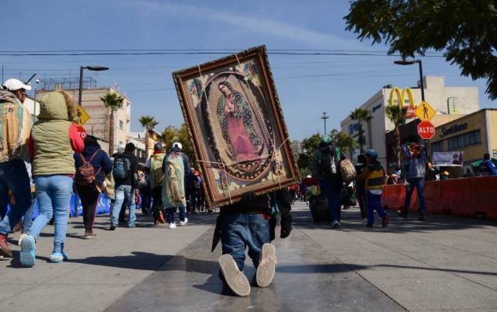 Virgen de Guadalupe, madre de los peregrinos, �cuida a tus hijos!