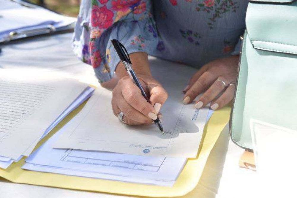  Más de doscientas familias de Quilmes firmarán las escrituras de sus viviendas
