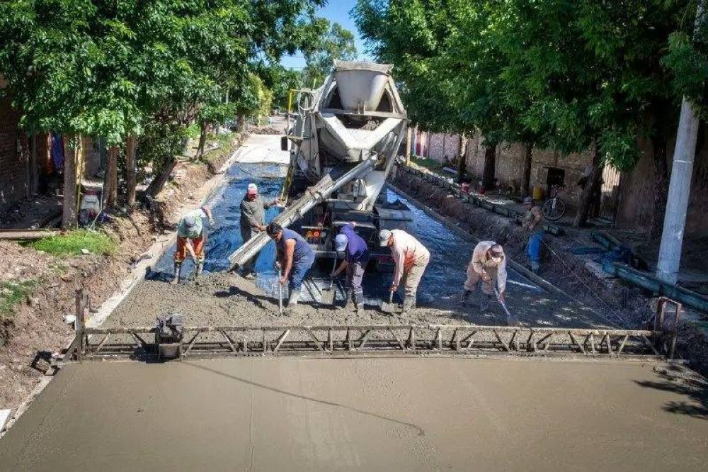 Avanzan las obras de asfalto en los barrios el Jalón y la Esperanza Grande de Ezpeleta Oeste
