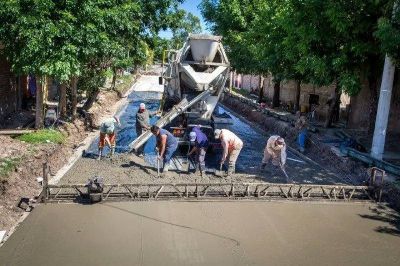 Avanzan las obras de asfalto en los barrios el Jalón y la Esperanza Grande de Ezpeleta Oeste