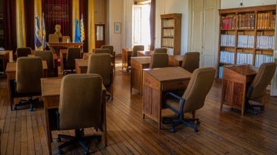 Azul: Acto de asunci�n de concejales electos