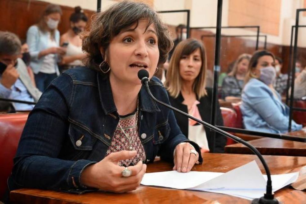 Marina Santoro: 13 de 24 concejales no votamos a Marina Snchez Herrero